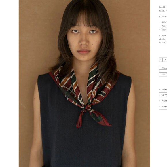 Runaway Bicycle brand V-neck Cotton Dress - Picture 8 of 9